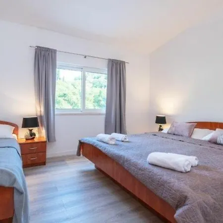 Apartment Azzurro 2 By Guide *